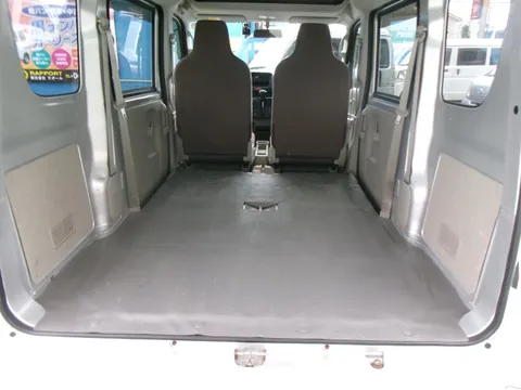 Nissan Clipper