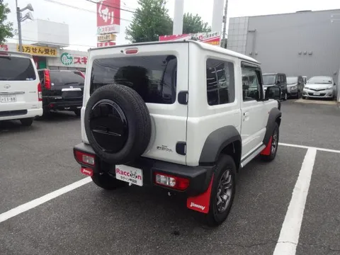 Suzuki Jimny Sierra