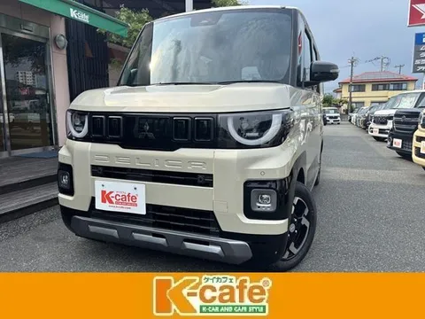 Mitsubishi Delica Mini