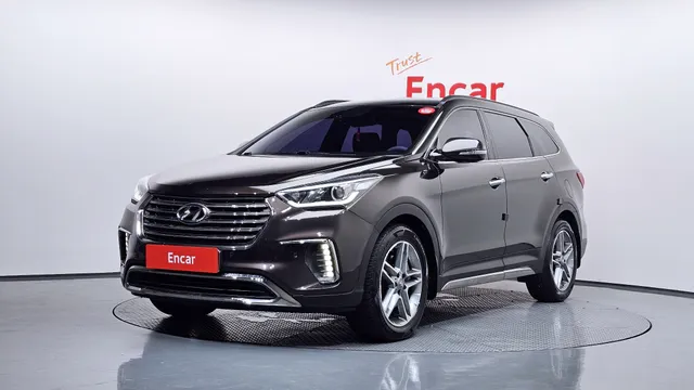 Hyundai Grand Santa Fe (Maxcruz)