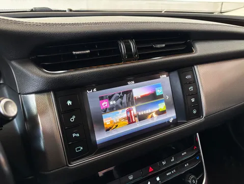 Jaguar XFL