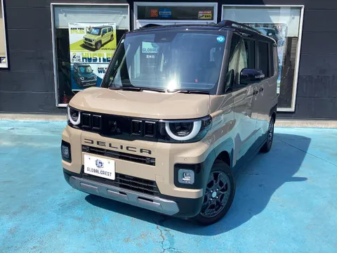 Mitsubishi Delica Mini