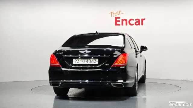 Genesis G90 (EQ900)