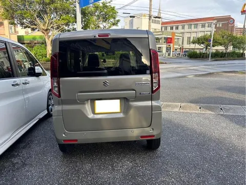 Suzuki Spacia