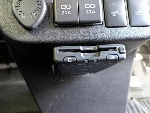 Daihatsu Mira Tocot
