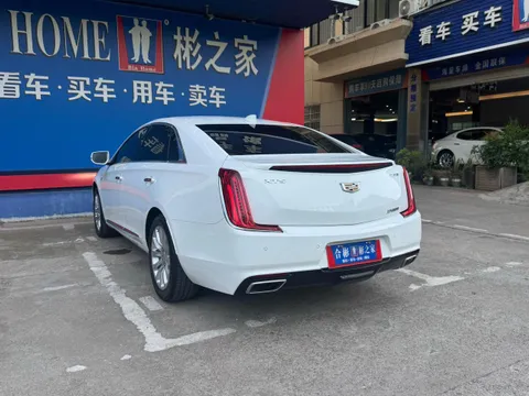 Cadillac XTS