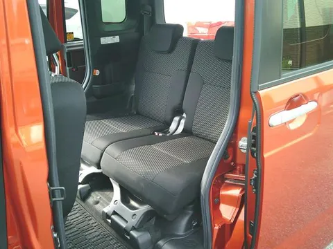 Toyota Pixis Mega
