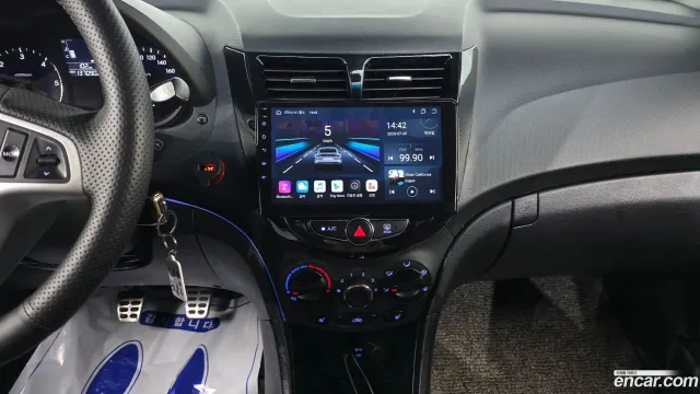 Hyundai Accent