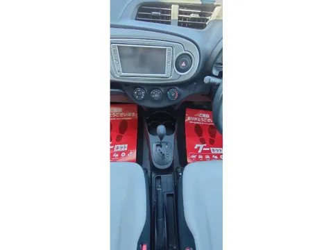 Toyota Yaris (Vitz)