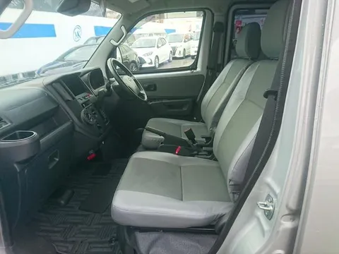 Toyota TownAce Van