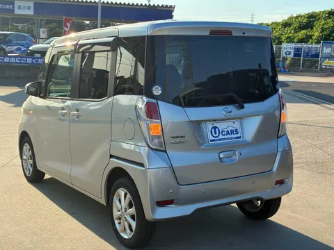 Nissan Dayz Roox