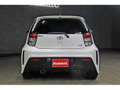 Toyota iQ