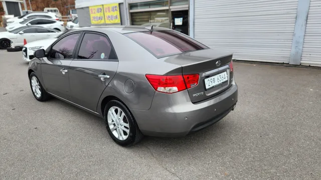 Kia Cerato (Forte)