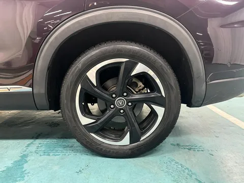 Changan CS85