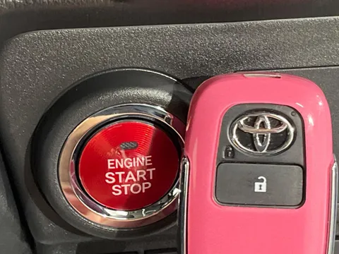 Toyota Pixis Van