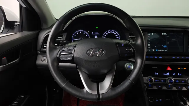 Hyundai Elantra (Avante)