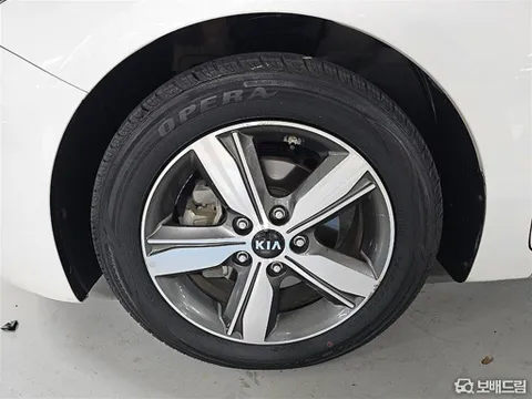Kia Cerato (K3)