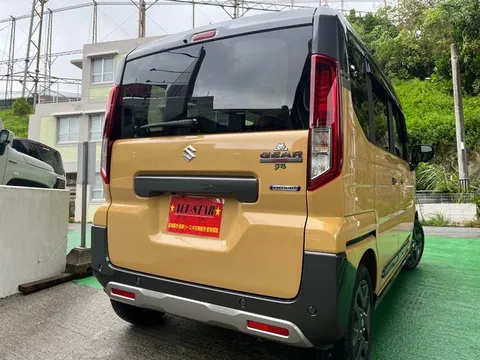 Suzuki Spacia Gear