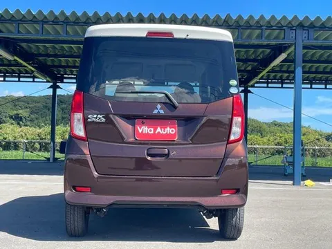 Mitsubishi eK Space