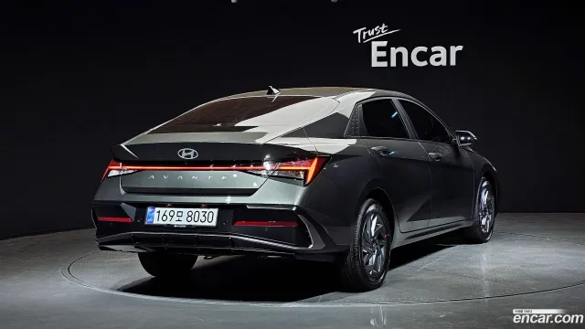 Hyundai Elantra (Avante)