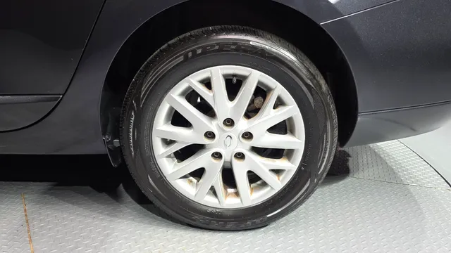 Renault SM3