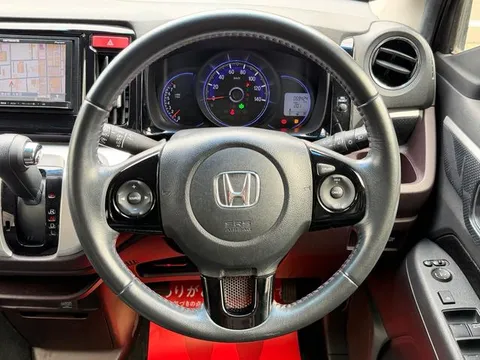 Honda N-WGN Custom