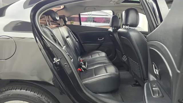 Renault SM3