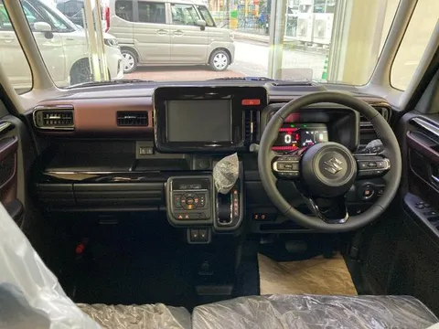 Suzuki Spacia Custom