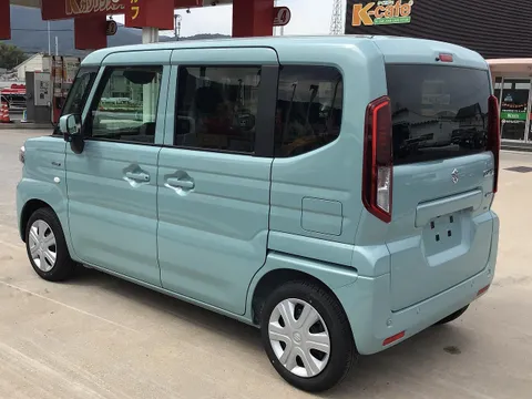 Suzuki Spacia