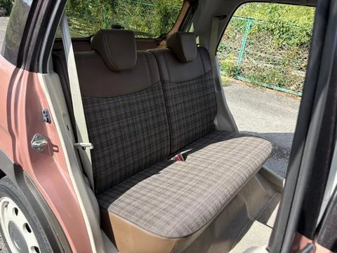 Suzuki Alto Lapin LC