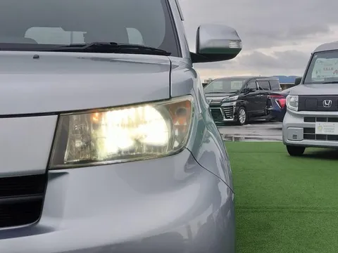 Toyota bB