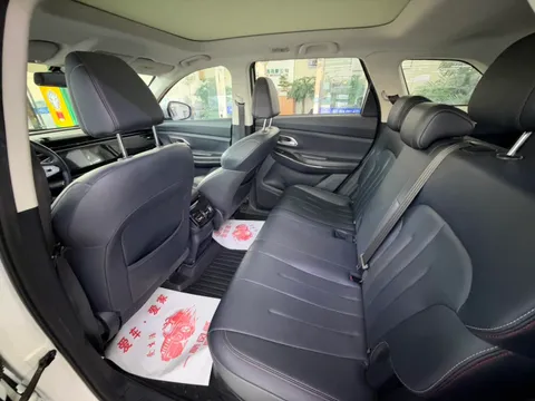 Changan X7
