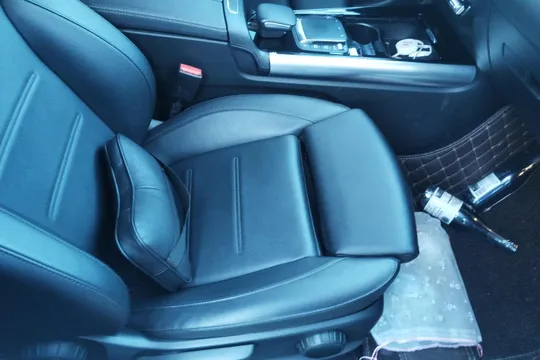 Mercedes-Benz Mercedes-Benz GLA