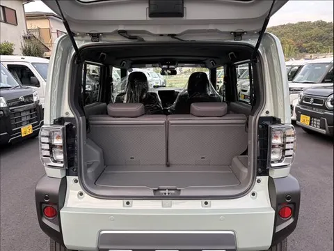 Daihatsu Taft