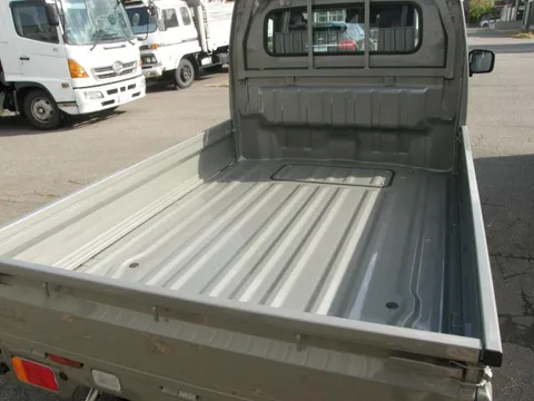 Nissan Clipper Truck