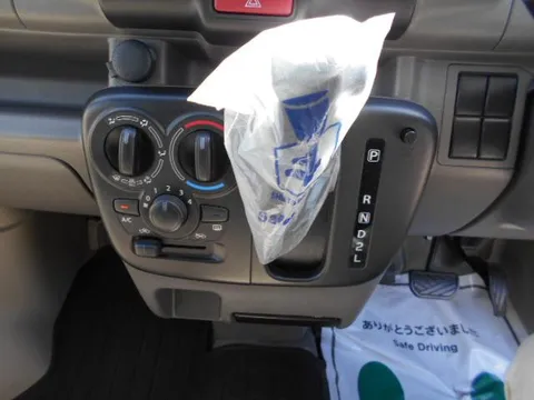 Nissan Clipper