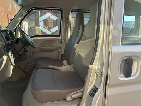 Nissan Clipper