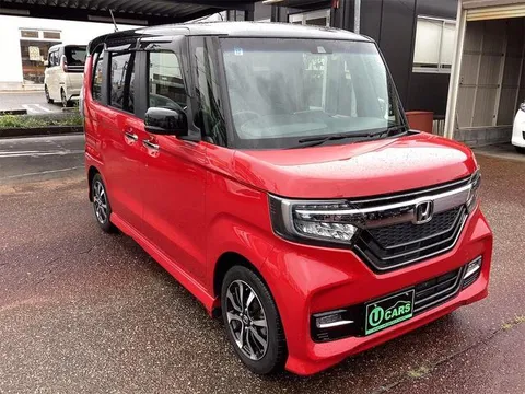 Honda N-BOX Custom