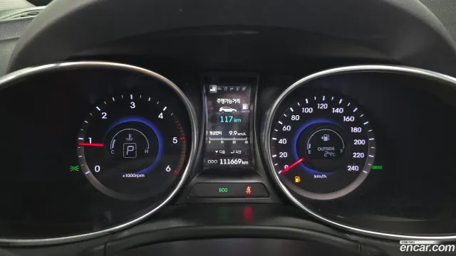 Hyundai Grand Santa Fe (Maxcruz)