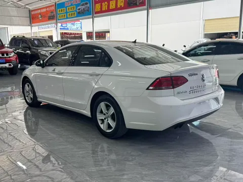 Volkswagen Lamando