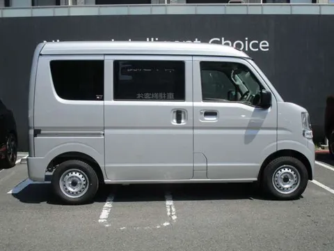 Nissan Clipper