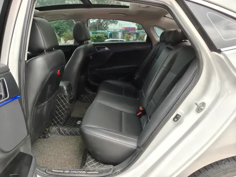 Hyundai Mistra