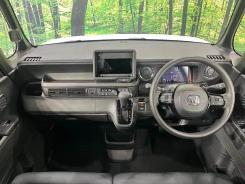 Honda N-BOX Custom