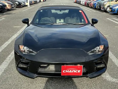 Mazda MX-5 (Roadster)