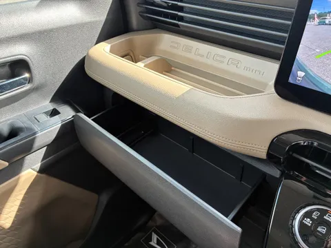 Mitsubishi Delica Mini
