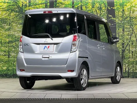 Mitsubishi eK Space