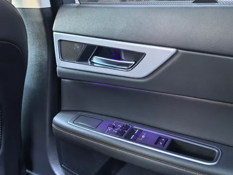 Jaguar XEL