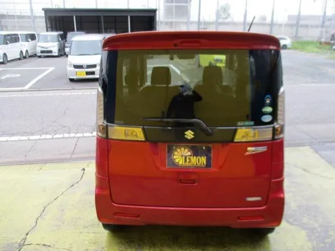 Suzuki Spacia Custom