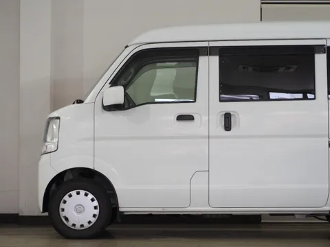 Nissan Clipper