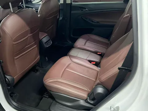 Buick GL6